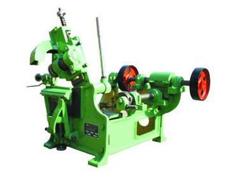 ����(ji��)ǰ���һ��ľ����䏙C(j��)���Ԅ�(d��ng)ĥ䏙C(j��)��(y��u)�ݻ��(d��ng)�_(k��i)ʼ��